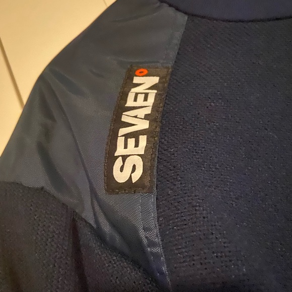 Sevaen Thermal Sweater with Navy Reinforcements - Picture 2 of 3